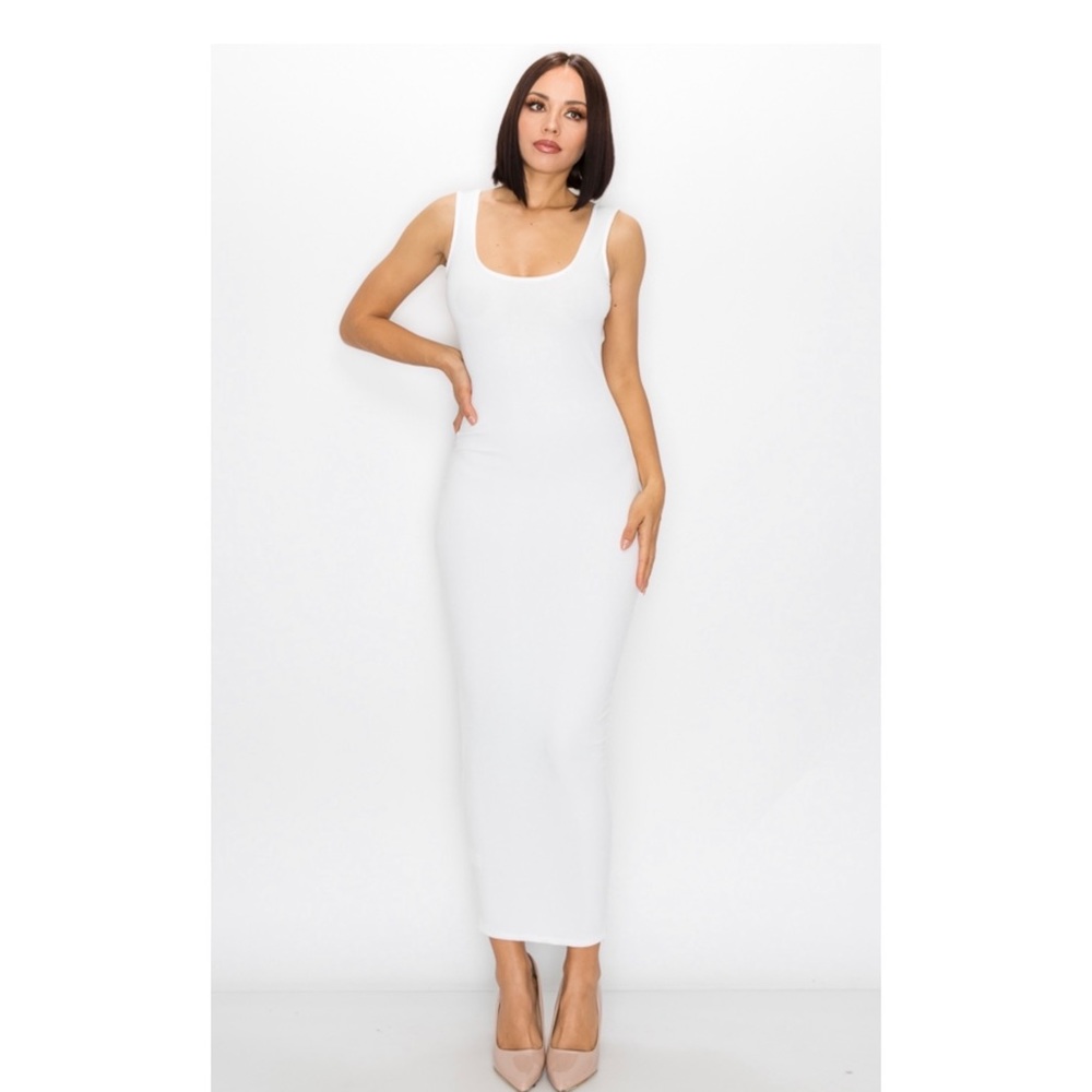 White dress - Picture 2 of 2